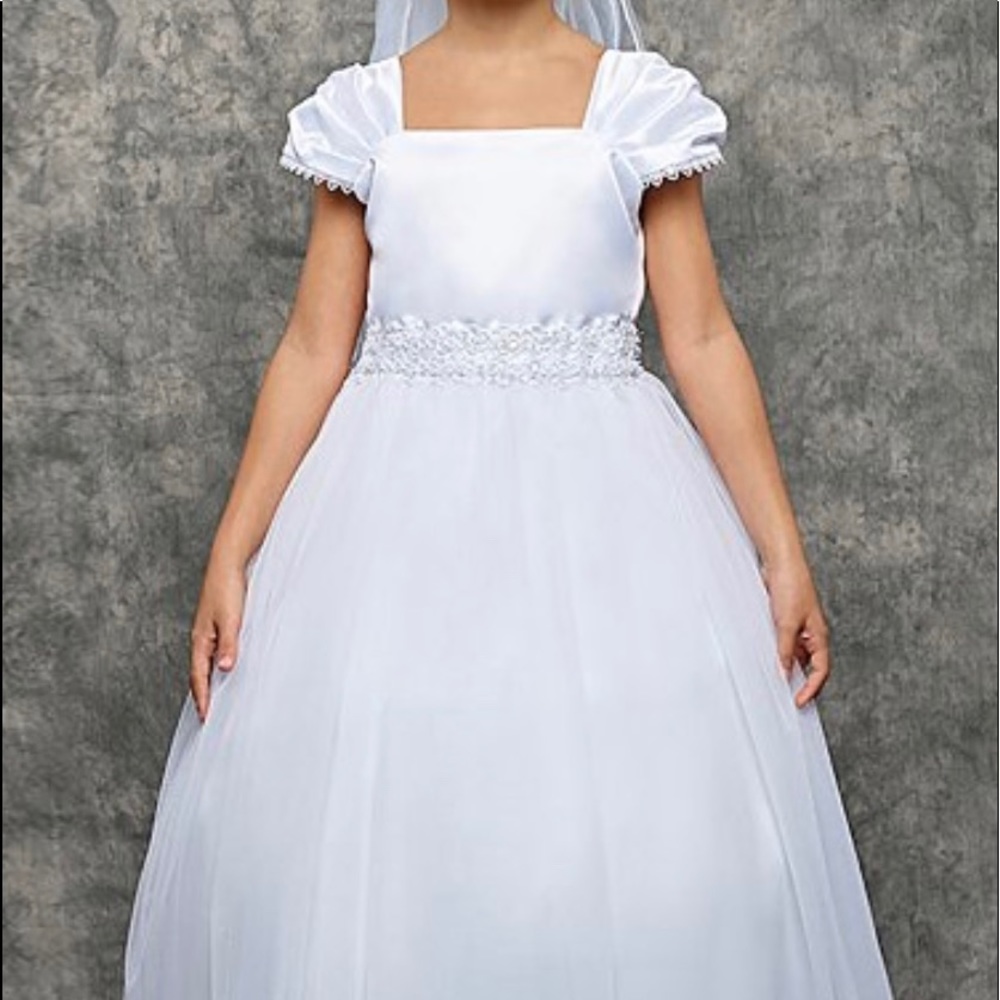 White Pearl and lace dress
